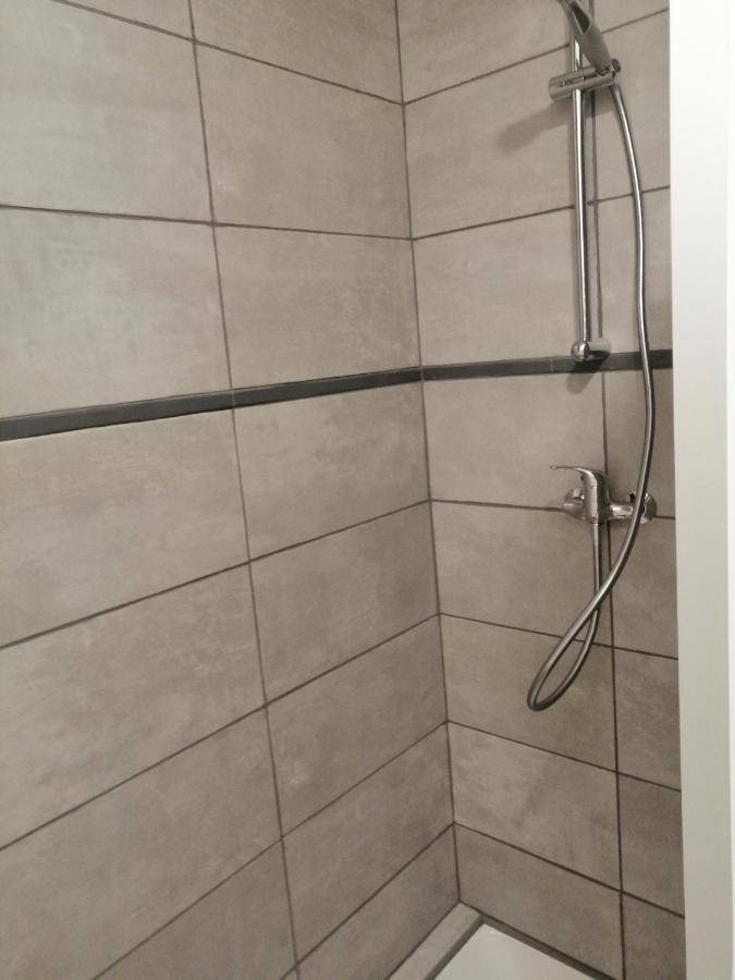 Joyeuse, Superbe Appartement D'Environs 30M2. Zewnętrze zdjęcie